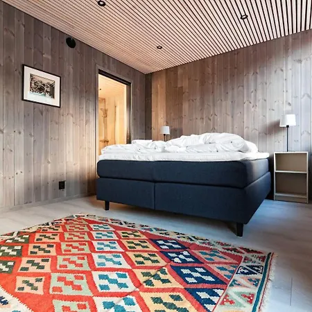 公寓 Stor Moderne I Henningsvaer, 70 Kvm 亨宁斯韦尔